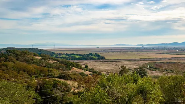 Novato, CA 94945,70 Atherton Oaks DR