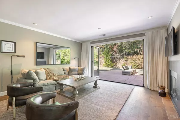 Yountville, CA 94599,1982 Adams ST