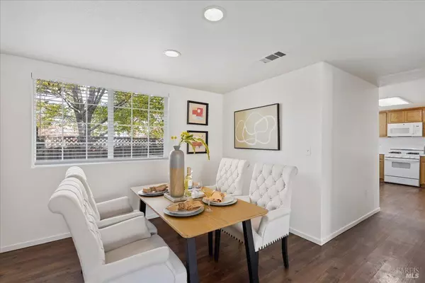 Vallejo, CA 94590,803 Daniels AVE