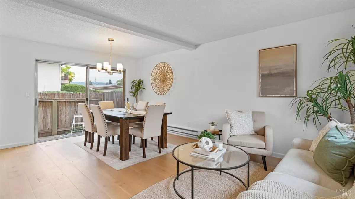 Rohnert Park, CA 94928,7119 Camino Colegio