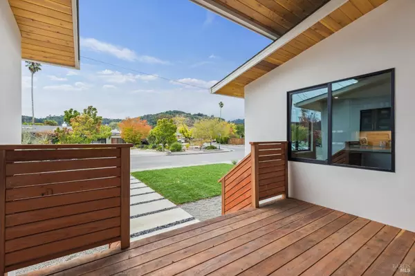 Corte Madera, CA 94925,145 Yolo ST