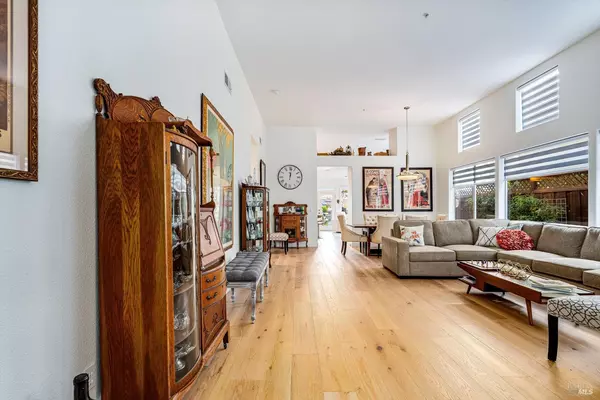 Napa, CA 94559,30 Peninsula CT