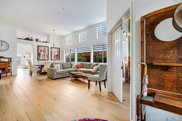 Napa, CA 94559,30 Peninsula CT