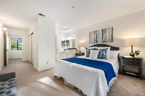 Napa, CA 94558,19 W Vanessa CT