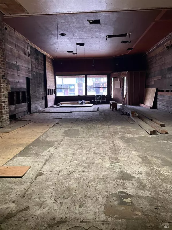 Fort Bragg, CA 95437,321 N Franklin ST