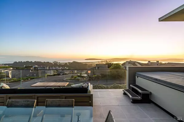 Bodega Bay, CA 94923,1536 Sea WAY