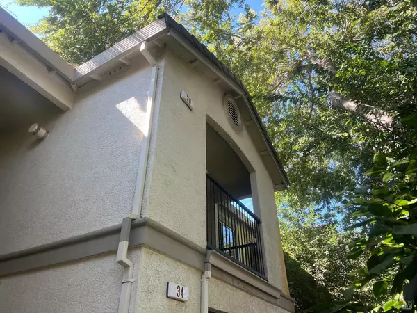 2001 Eastwood DR 38, Vacaville, CA 95687