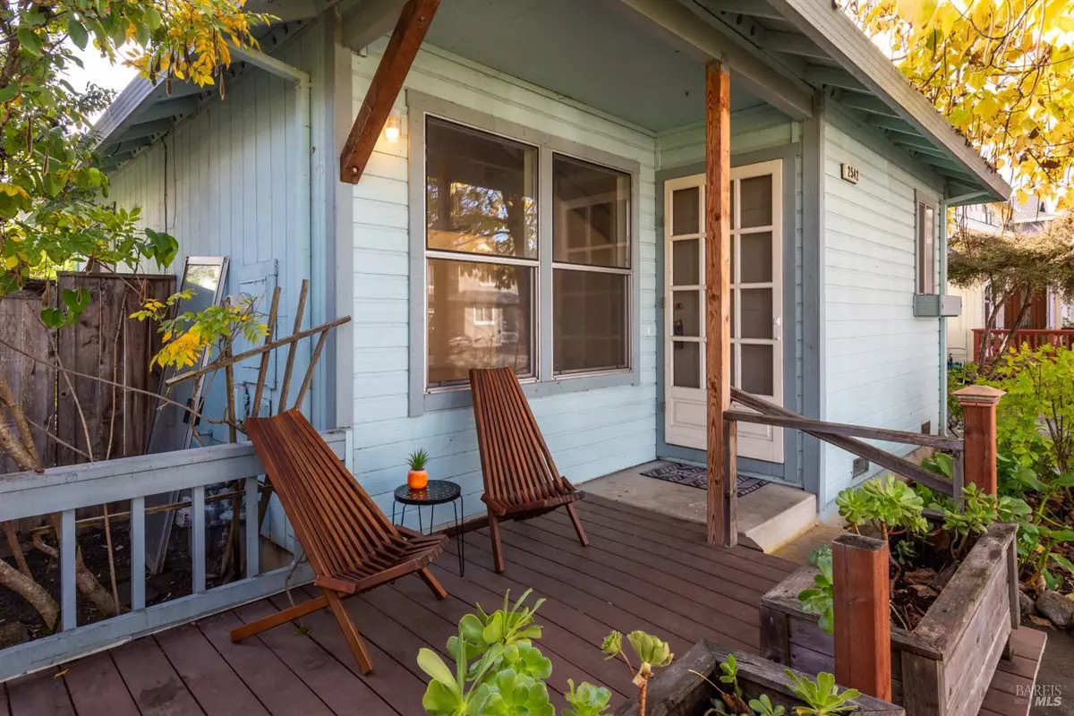 Santa Rosa, CA 95403,2542 Casey DR