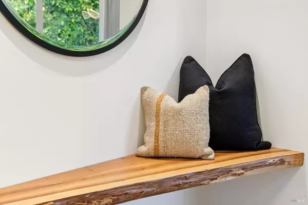 Novato, CA 94949,120 Fairway DR