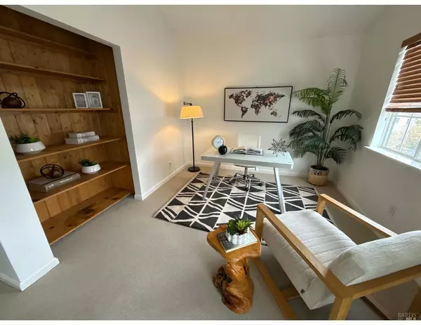 Petaluma, CA 94952,232 Mcnear CIR