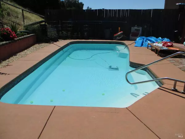 Cloverdale, CA 95425,308 Toscana CIR