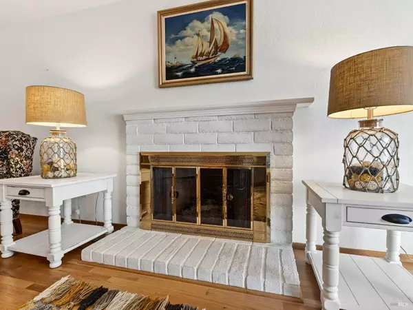 Healdsburg, CA 95448,330 Orchard ST