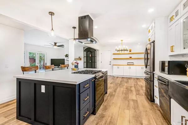 Petaluma, CA 94954,2001 Willow DR