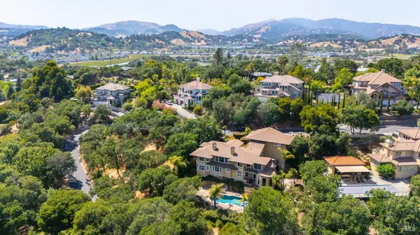 San Rafael, CA 94903,6 Leona DR