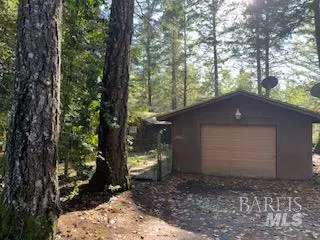 Willits, CA 95490,24991 Cobb DR