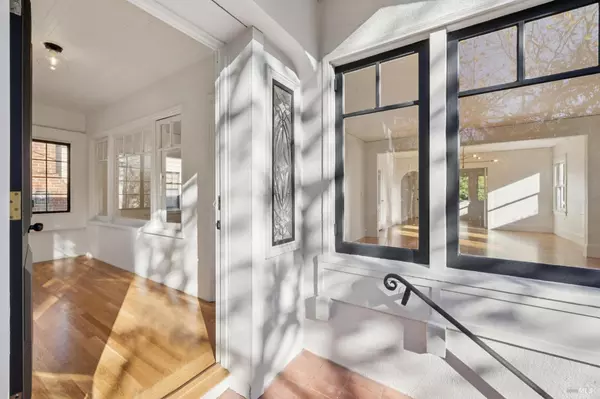 San Rafael, CA 94901,242 D ST