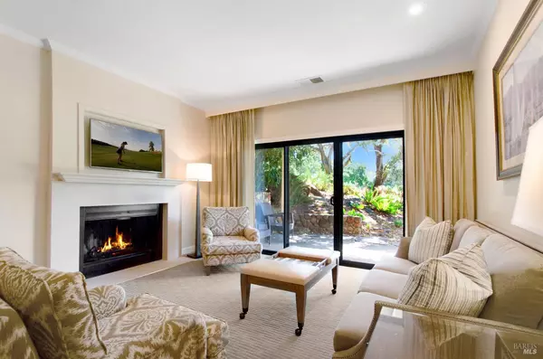 830 Augusta CIR, Napa, CA 94558