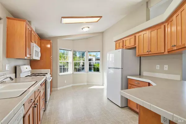 Santa Rosa, CA 95409,121 Coronado CIR