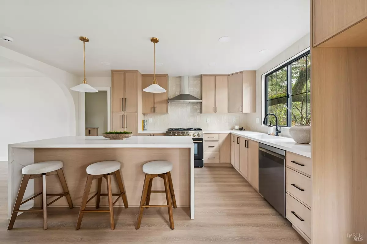 St. Helena, CA 94574,735 Hunt AVE