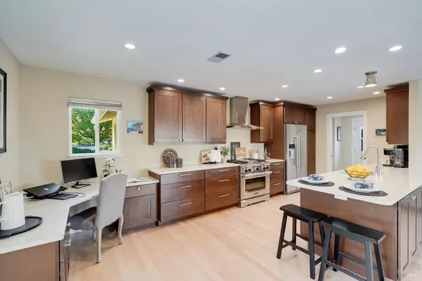 Napa, CA 94559,790 La Salle WAY