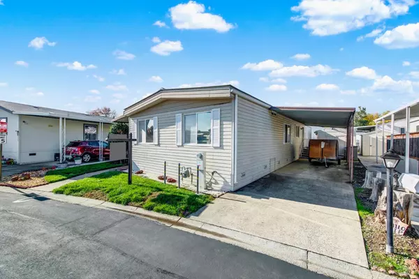 Vacaville, CA 95687,1597 Alamo DR 175