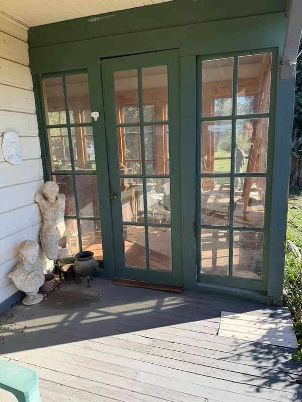 Cloverdale, CA 95425,26870 River RD