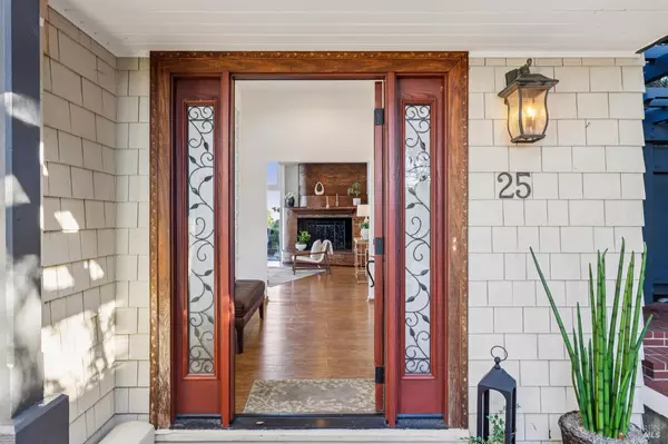 San Rafael, CA 94901,25 Oakhurst RD