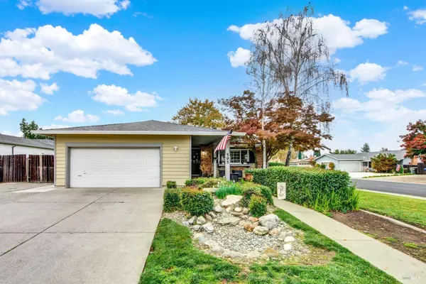 595 Sawyer CT, Dixon, CA 95620