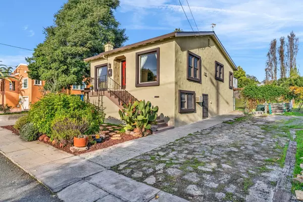 Vallejo, CA 94590,8 Santa Paula WAY