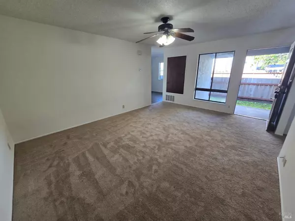 Napa, CA 94558,2738 Sonoma ST