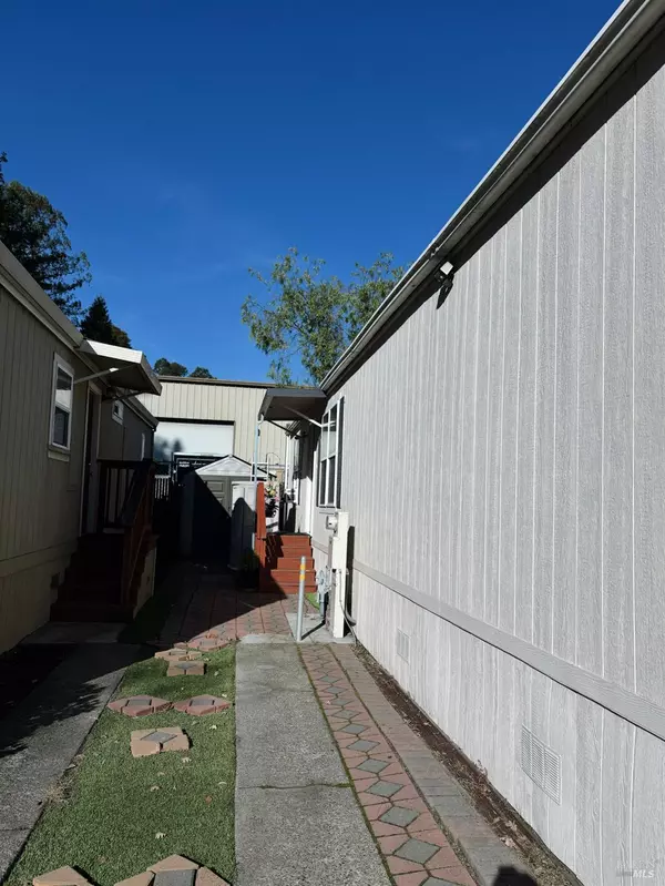 Santa Rosa, CA 95407,3309 S Santa Rosa AVE 16 S