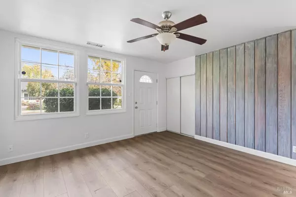 Napa, CA 94559,1295 Hemlock ST