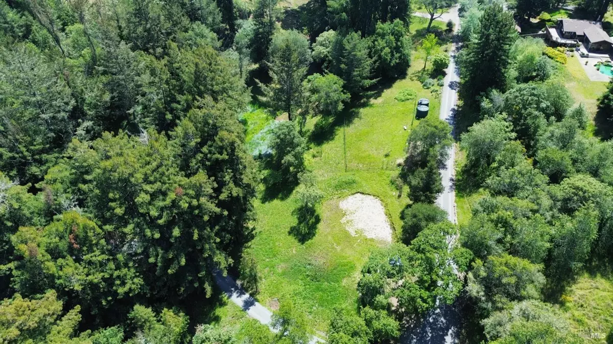 Sebastopol, CA 95472,10966 Barnett Valley RD