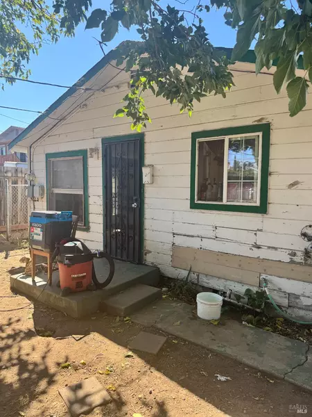 63 Poinsettia AVE, Bay Point, CA 94565