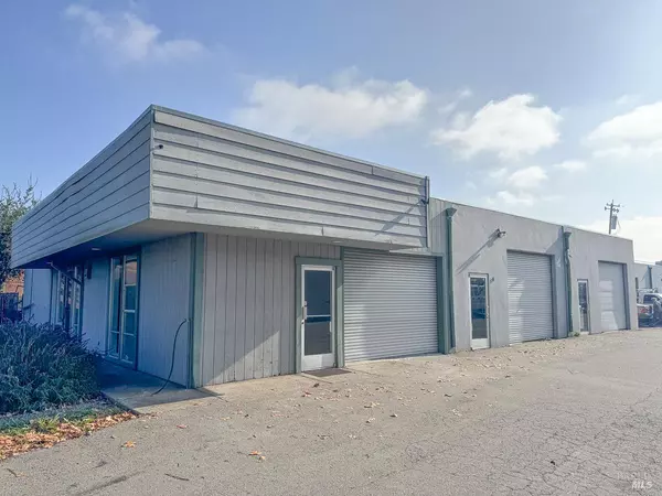 Novato, CA 94949,158 Hamilton DR A