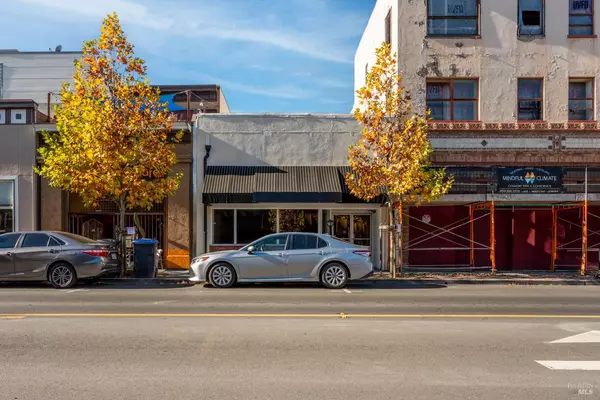 Ukiah, CA 95482,252 N State ST