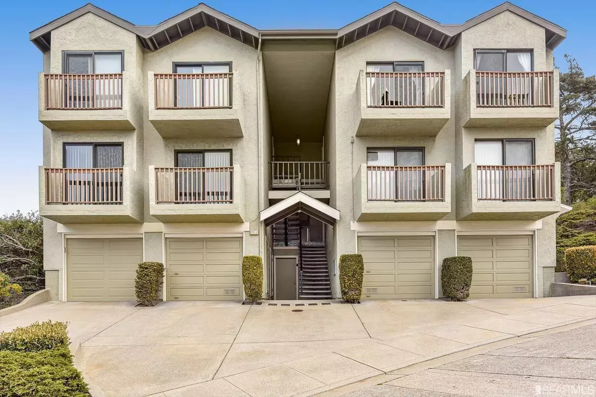 South San Francisco, CA 94080,963 Ridgeview CT D