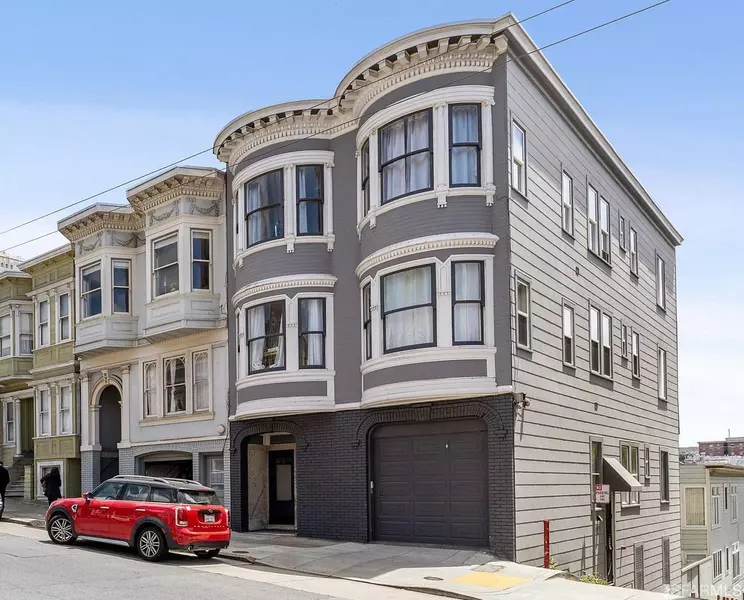 50 Eastman PL, San Francisco, CA 94109