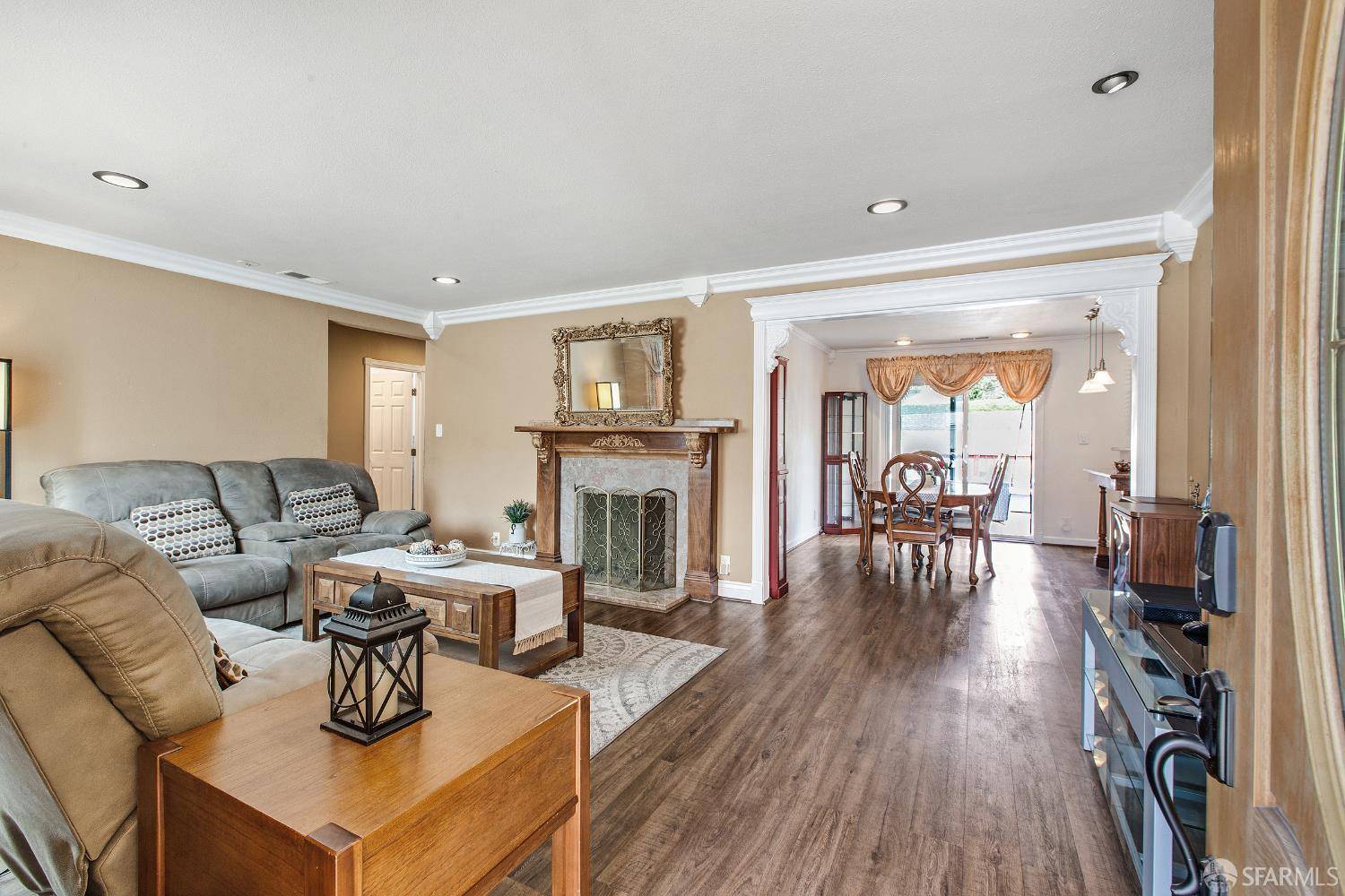 Daly City, CA 94015,543 Macarthur DR
