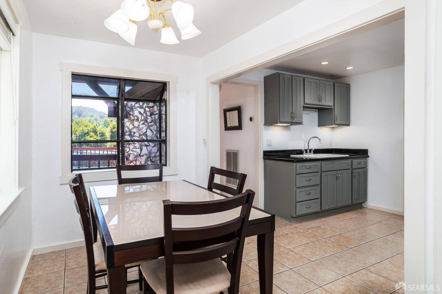 San Bruno, CA 94066,205 Cypress AVE #207