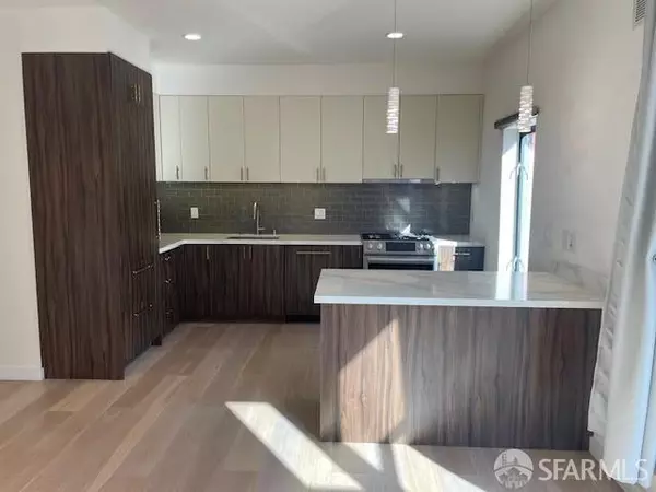 San Francisco, CA 94107,236 Shipley ST 204