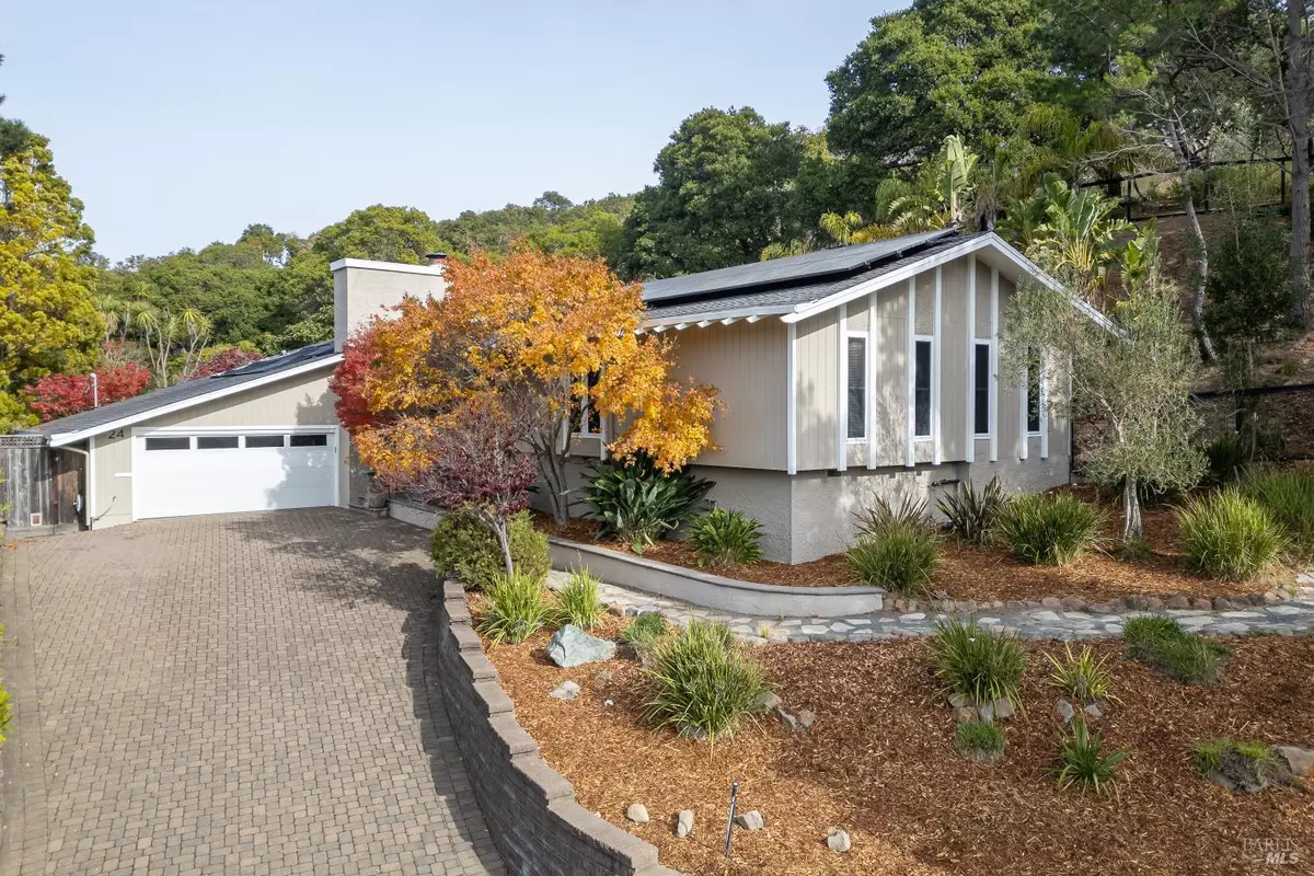 San Rafael, CA 94901,24 Fairwood CT