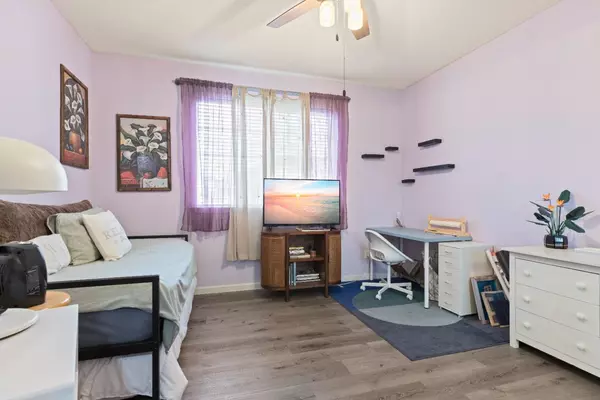 4300 Blake DR Modesto, CA 95356