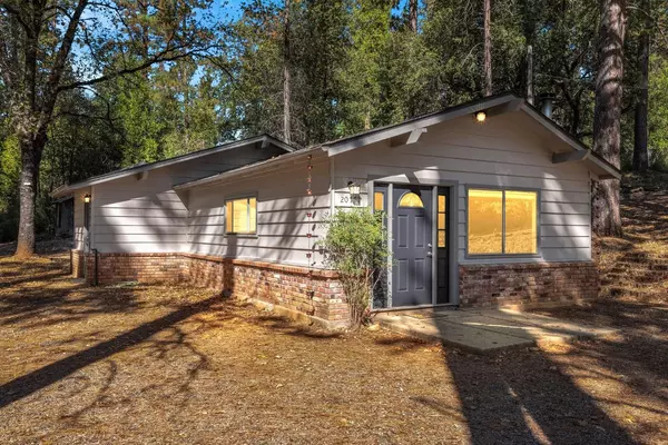 20771 Warner Rd. E, Pine Grove, CA 95665