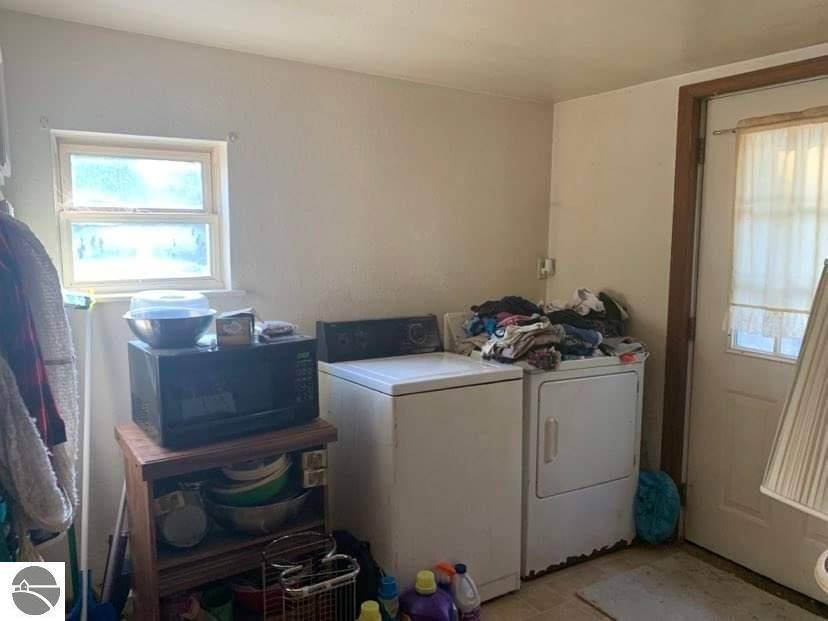 Tawas City, MI 48763,1010 W First ST
