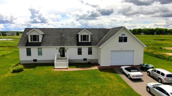 6188 Summerside DR, Alanson, MI 49706