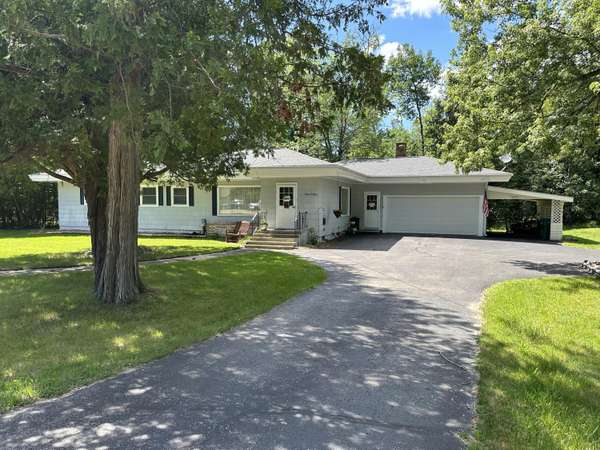 1203 E Michigan HWY,  Roscommon,  MI 48653