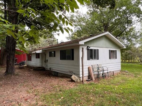 4353 Woodmansee RD, Cheboygan, MI 49721