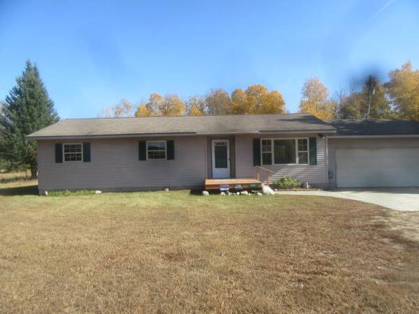 11827 Stephan Bridge RD,  Roscommon,  MI 48653