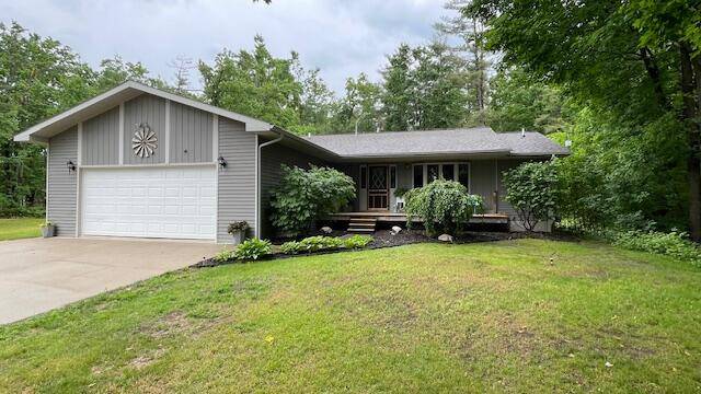 10080 Birch Hill DR, Atlanta, MI 49709